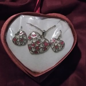 Floating hearts necklace earring gift set.